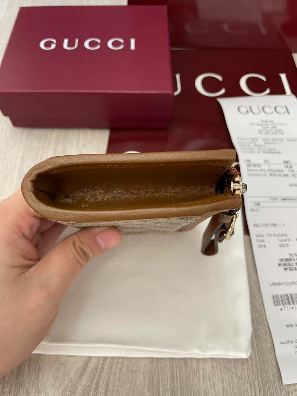 Gucci Beige GG Supreme Canvas Zip Card Case with Brown Leather Trim - Picture 4 of 12